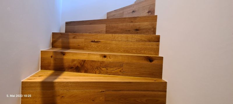 Echtholzkellertreppe
